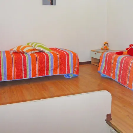 Apartment Primula-3 By Interhome